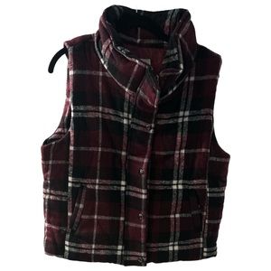Women’s vanilla bay plaid puff snap front zipper outdoor vest NWT SZ L